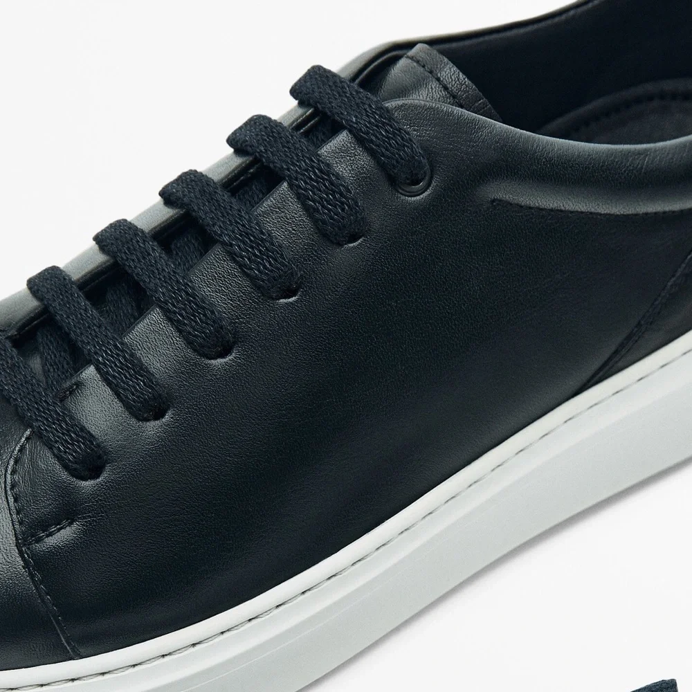 NWT. Massimo Dutti Blue Leather Sneakers/Trainers. Size 7.